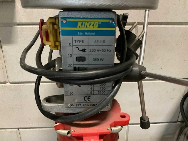 Kinzo 8e110 kolomboormachine - afbeelding 2 van  3