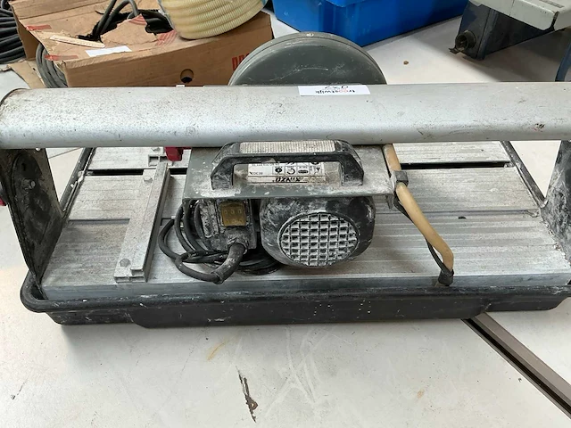 Kinzo 8e303 tegelzaagmachine - afbeelding 4 van  6