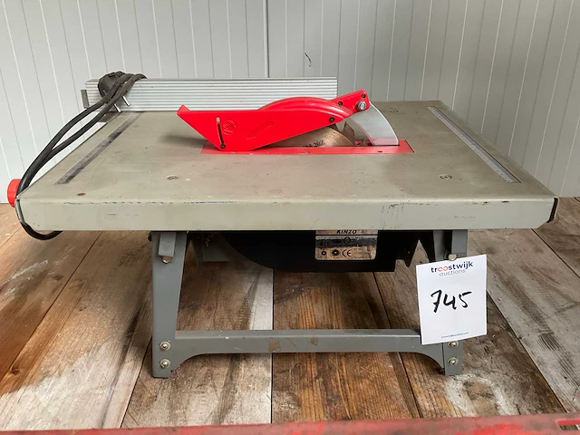 Kinzo 8e312 zaagtafel - afbeelding 1 van  2