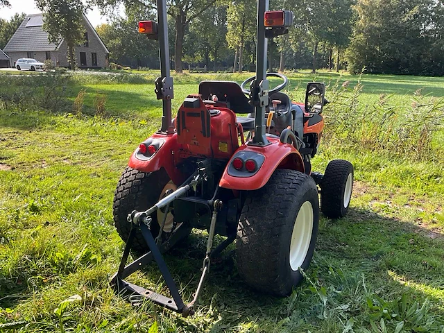 Kioti ck 20 hj minitractor - afbeelding 8 van  33