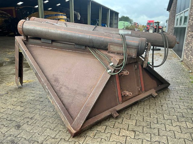 Kipper achterklep met vijzel - afbeelding 6 van  11