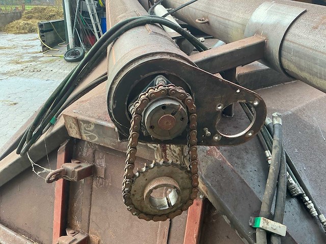 Kipper achterklep met vijzel - afbeelding 9 van  11