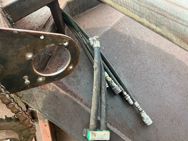 Kipper achterklep met vijzel - afbeelding 10 van  11