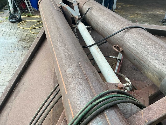 Kipper achterklep met vijzel - afbeelding 11 van  11