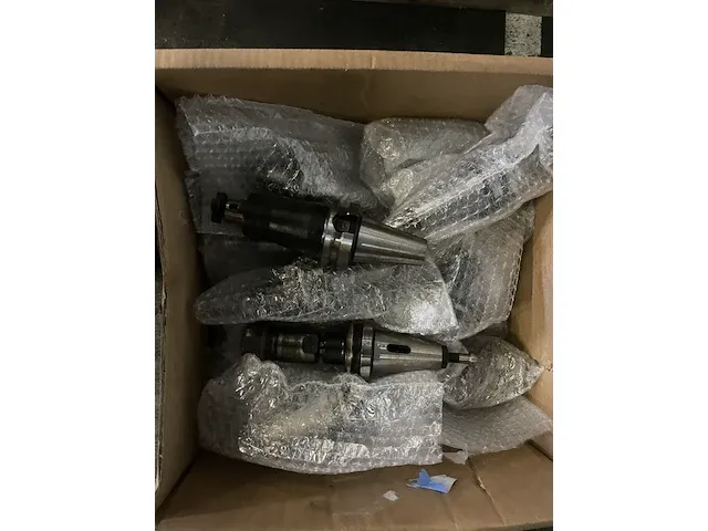 Kira kv-5mc cnc freesmachine - afbeelding 2 van  19