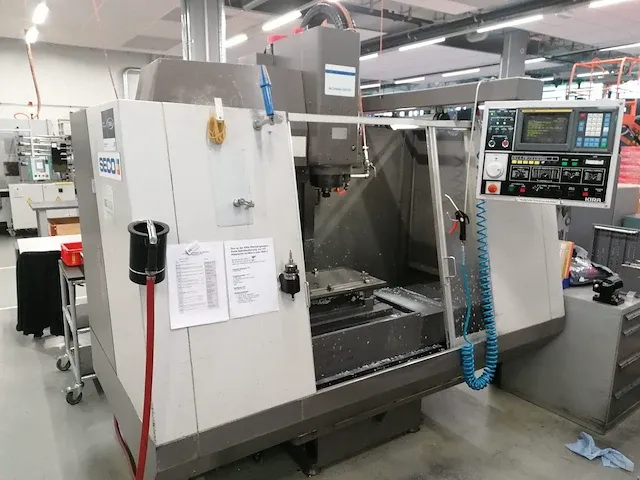 Kira kv-5mc cnc freesmachine - afbeelding 1 van  19