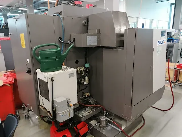 Kira kv-5mc cnc freesmachine - afbeelding 13 van  19
