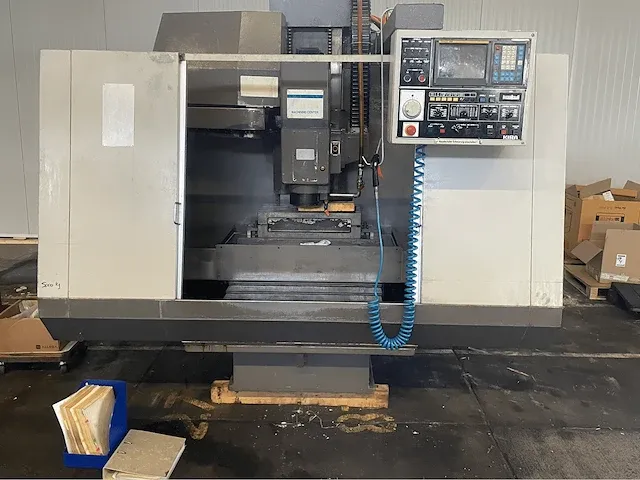 Kira kv-5mc cnc freesmachine - afbeelding 16 van  19