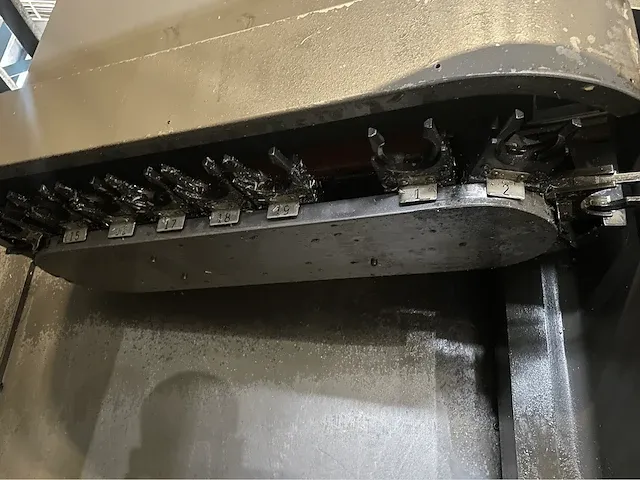 Kira kv-5mc cnc freesmachine - afbeelding 19 van  19