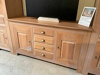 Kiria eiken tv-dressoir - afbeelding 1 van  6