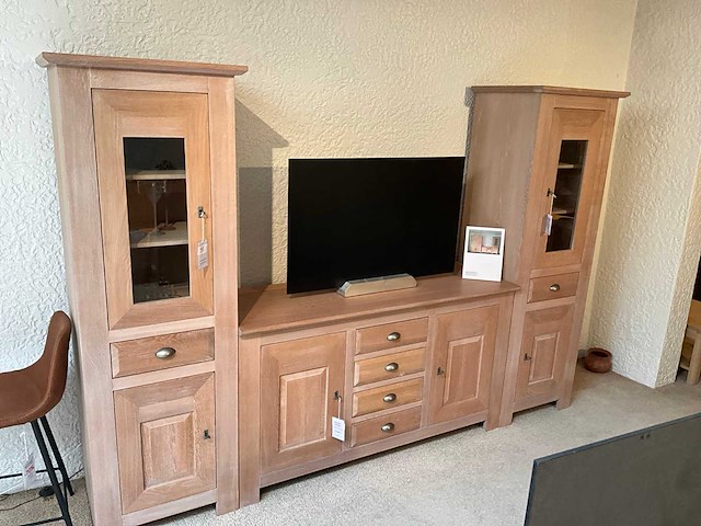 Kiria eiken vitrinekast - afbeelding 3 van  7