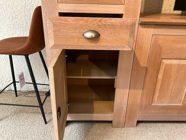 Kiria eiken vitrinekast - afbeelding 6 van  7