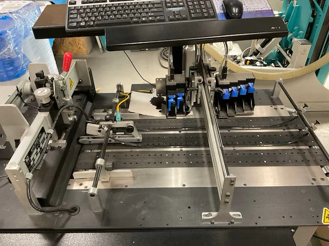 Kirk ruby 435, 215v, 314-3 adresseer label en sluitmachine - afbeelding 25 van  27