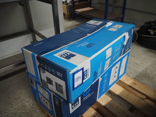 Kis - afbeelding 2 van  4