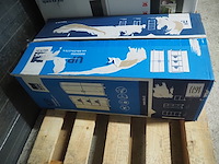 Kis - afbeelding 2 van  5