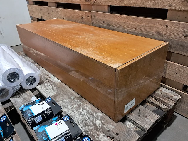 Kist met plotter toebehoren - afbeelding 6 van  16
