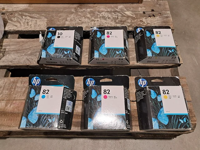 Kist met plotter toebehoren - afbeelding 10 van  16