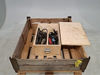 Kist met pneumatisch gereedschap , o.a. red rooster, toku - afbeelding 1 van  8