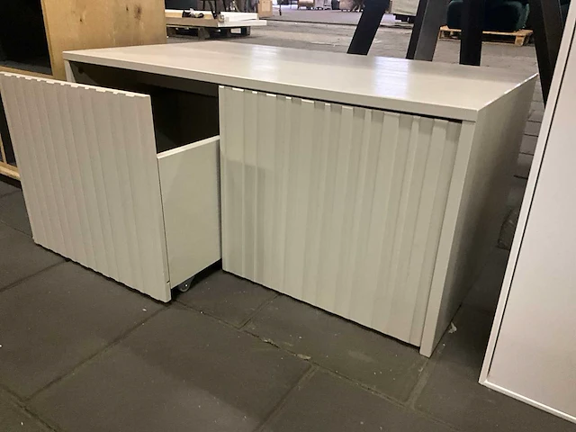 Kistbank - afbeelding 3 van  5