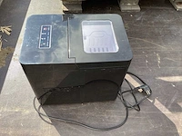 Kitchen btothers kb4044 ijsblokjesmachine - afbeelding 1 van  4