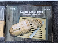 Kitchen tools broodsnijplank incl. broodmes & lou laguiole steakmessen met houten blok - 2 stuks - afbeelding 2 van  7