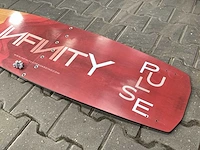 Kitesurfboard - afbeelding 2 van  6