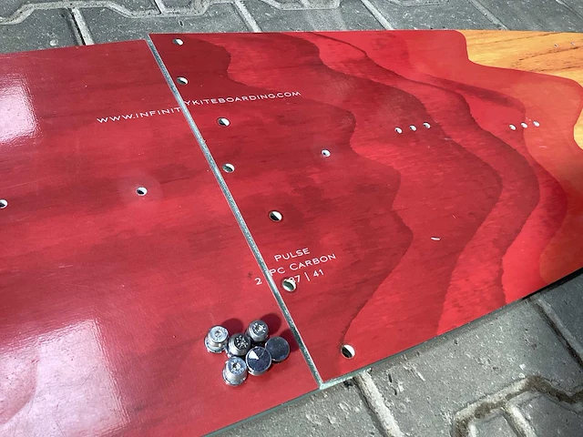 Kitesurfboard - afbeelding 6 van  6