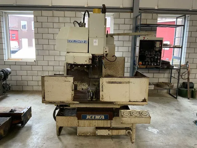 Kiwa excelcenter-4 cnc freesmachine - afbeelding 12 van  19