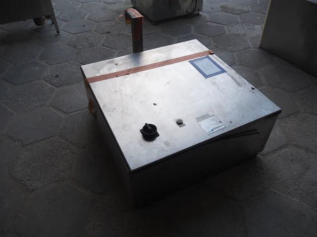 Kj industries - afbeelding 3 van  6