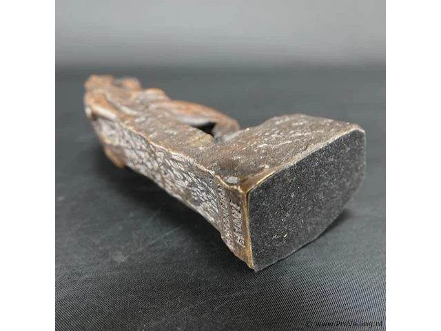 Klassiek bronzen beeldje - afbeelding 4 van  5