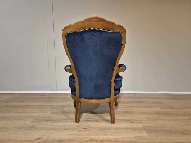 Klassieke - antieke - fauteuil - opnieuw bekleed - afbeelding 6 van  14