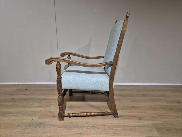 Klassieke - antieke - fauteuil - afbeelding 4 van  10