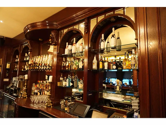 Klassieke achterwand bar inclusief spiegels - afbeelding 7 van  13