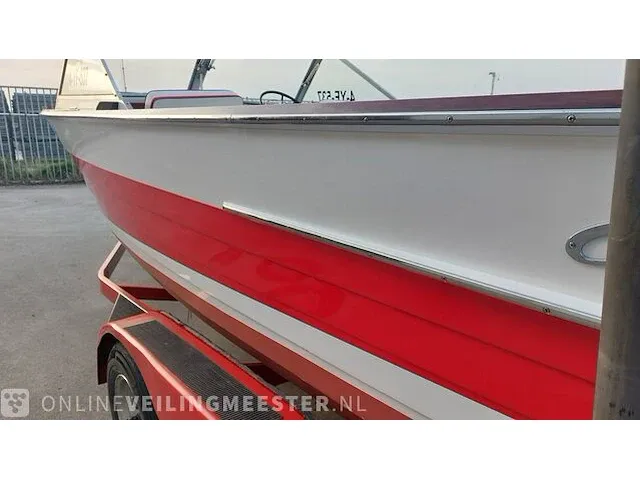 Klassieke motorboot chris craft, sea skiff ranger 21" 1964, rood, bouwjaar 1964 - afbeelding 35 van  84