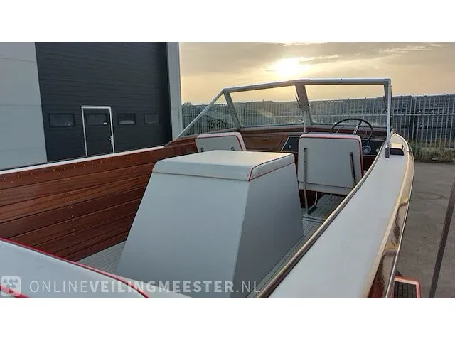 Klassieke motorboot chris craft, sea skiff ranger 21" 1964, rood, bouwjaar 1964 - afbeelding 42 van  84