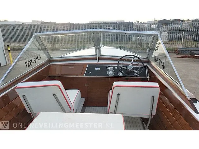 Klassieke motorboot chris craft, sea skiff ranger 21" 1964, rood, bouwjaar 1964 - afbeelding 51 van  84