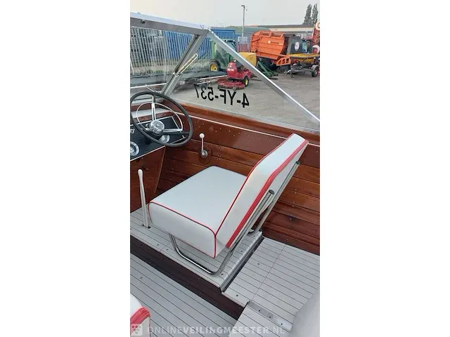 Klassieke motorboot chris craft, sea skiff ranger 21" 1964, rood, bouwjaar 1964 - afbeelding 54 van  84