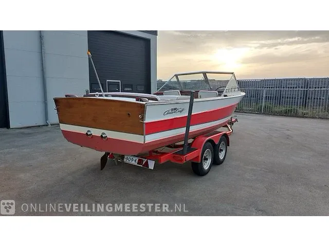 Klassieke motorboot chris craft, sea skiff ranger 21" 1964, rood, bouwjaar 1964 - afbeelding 45 van  84