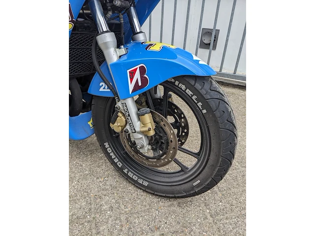 Klassieke racemotor suzuki, rg250 tyga, bouwjaar 1986 - afbeelding 5 van  24