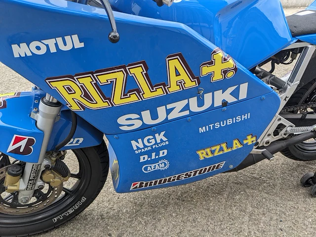 Klassieke racemotor suzuki, rg250 tyga, bouwjaar 1986 - afbeelding 8 van  24