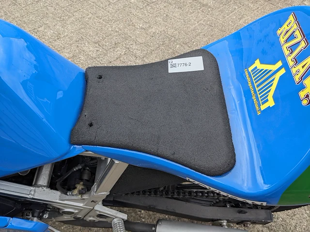 Klassieke racemotor suzuki, rg250 tyga, bouwjaar 1986 - afbeelding 14 van  24