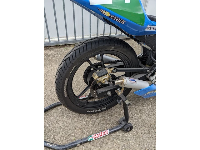 Klassieke racemotor suzuki, rg250 tyga, bouwjaar 1986 - afbeelding 23 van  24
