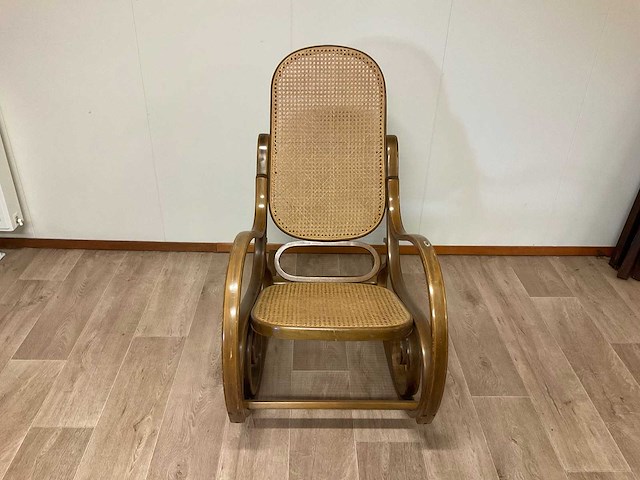 Klassieke schommelstoel - afbeelding 2 van  3