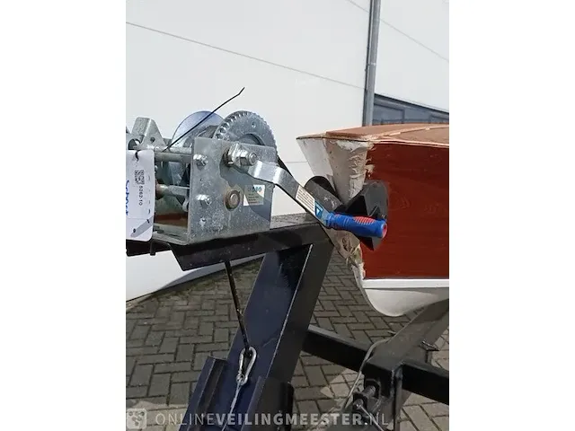 Klassieke speedboot (jaren 50/60) inclusief trailer, bruin - afbeelding 18 van  33