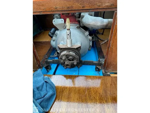 Klassieke speedboot (jaren 50/60) inclusief trailer, bruin - afbeelding 25 van  33