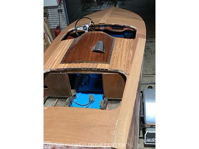 Klassieke speedboot (jaren 50/60) inclusief trailer, bruin - afbeelding 27 van  33