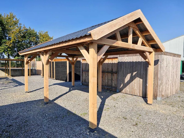 Klassieke zadeldak overkapping - 660x410x340 cm - afbeelding 1 van  10