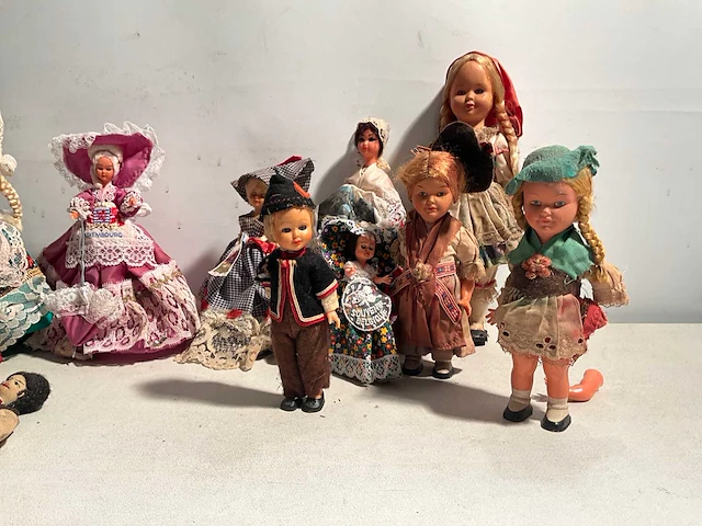 Klederdracht pop (17x) - afbeelding 3 van  5