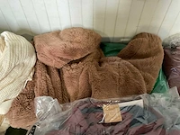 Kleding (500x) - afbeelding 10 van  25