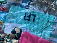 Kleding (500x) - afbeelding 16 van  25